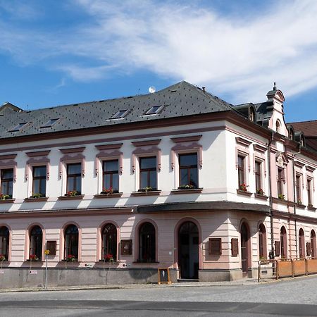 Apartmany Nabrezi Susice Nad Otavou Bagian luar foto