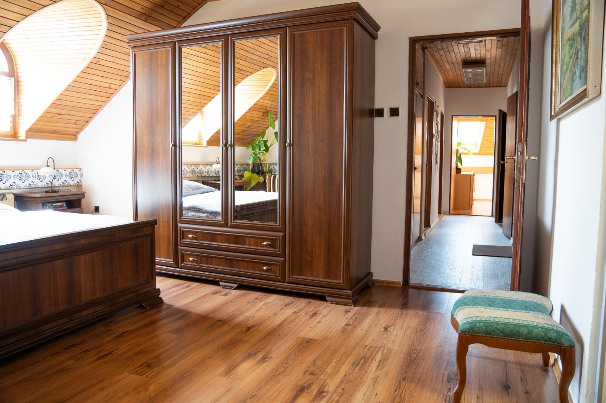Apartmany Nabrezi Susice Nad Otavou Bagian luar foto